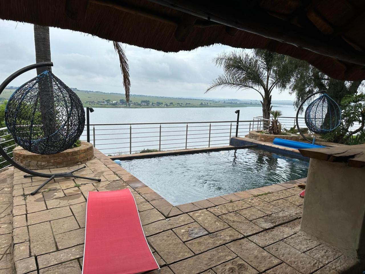 Hotel Eagles View Kungwini à Bronkhorstspruit Extérieur photo