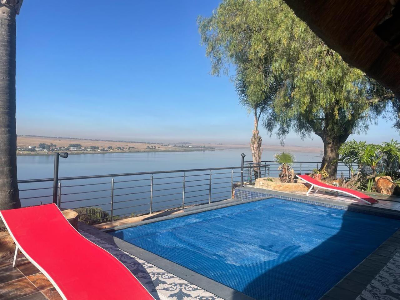 Hotel Eagles View Kungwini à Bronkhorstspruit Extérieur photo